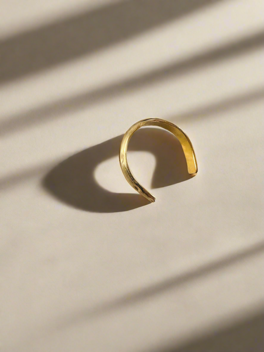 Sleek Ring