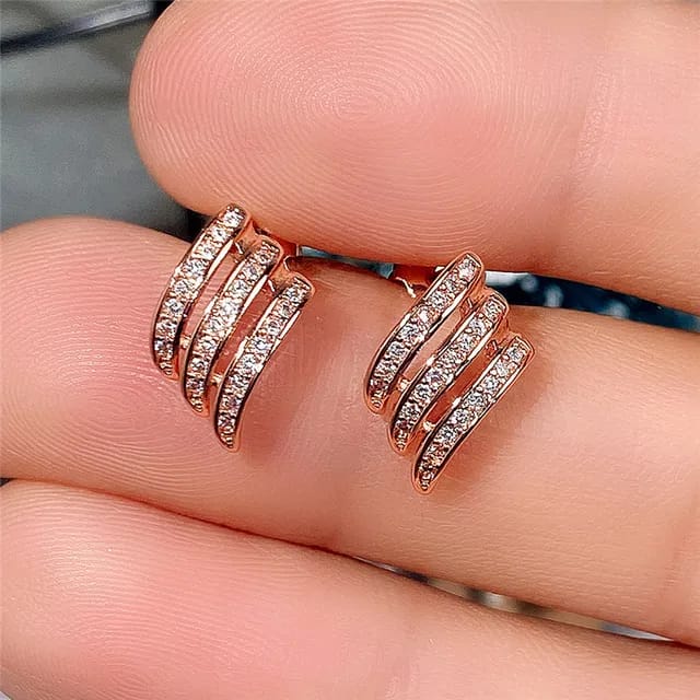 Golden Wave Studs