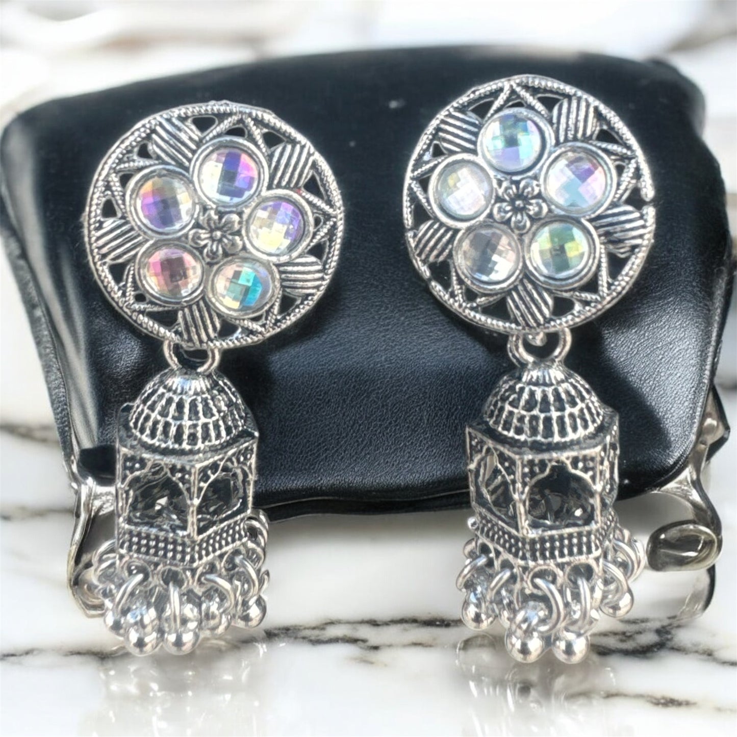 SHEELA JHUMKA