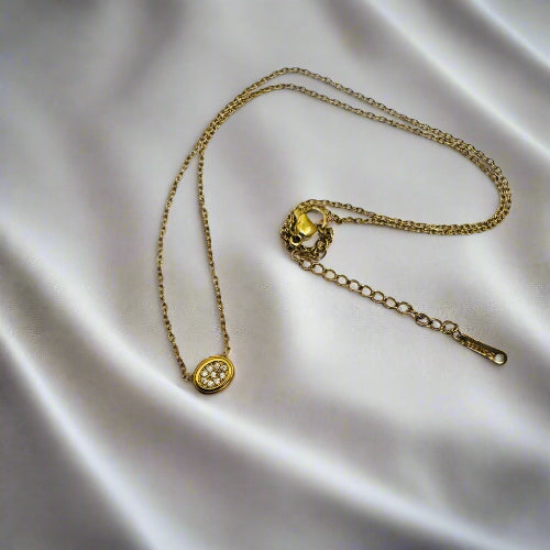 Dainty Stone Embedded Necklace