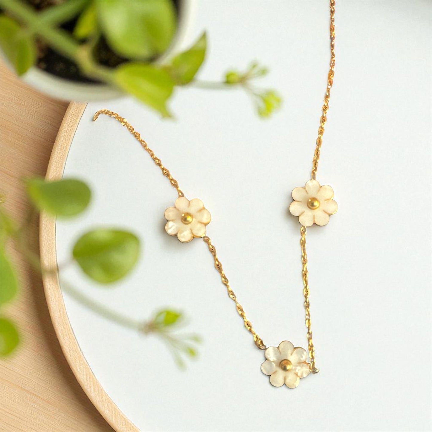 White Clover Necklace