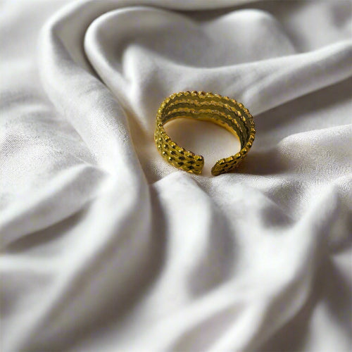 Layer Statement Ring
