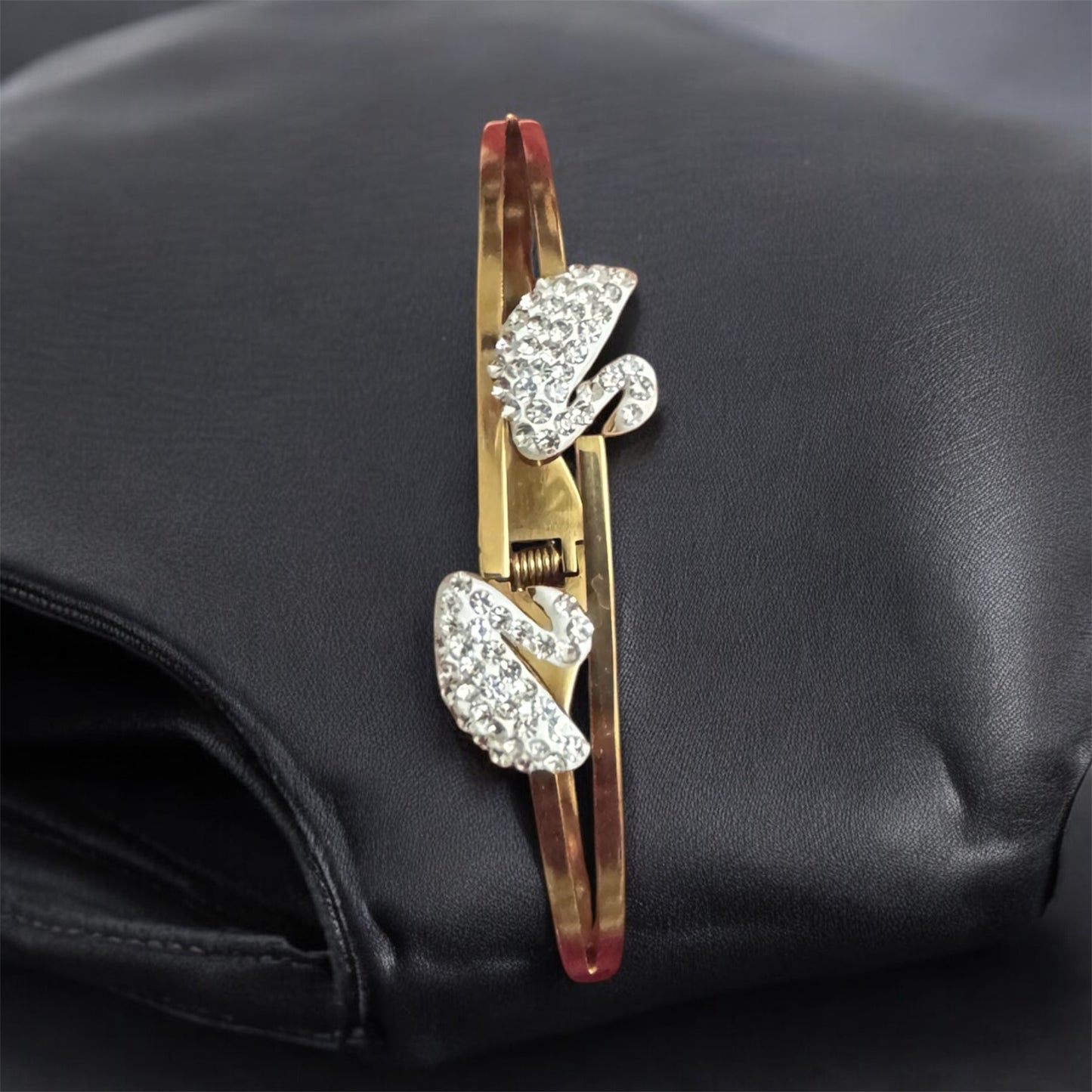 Swan Anti Tarnish Bracelet