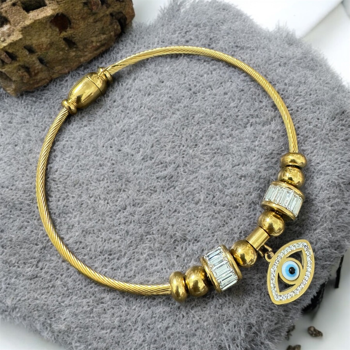 Charm Embedded Bracelets