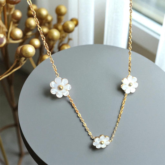 White Clover Necklace