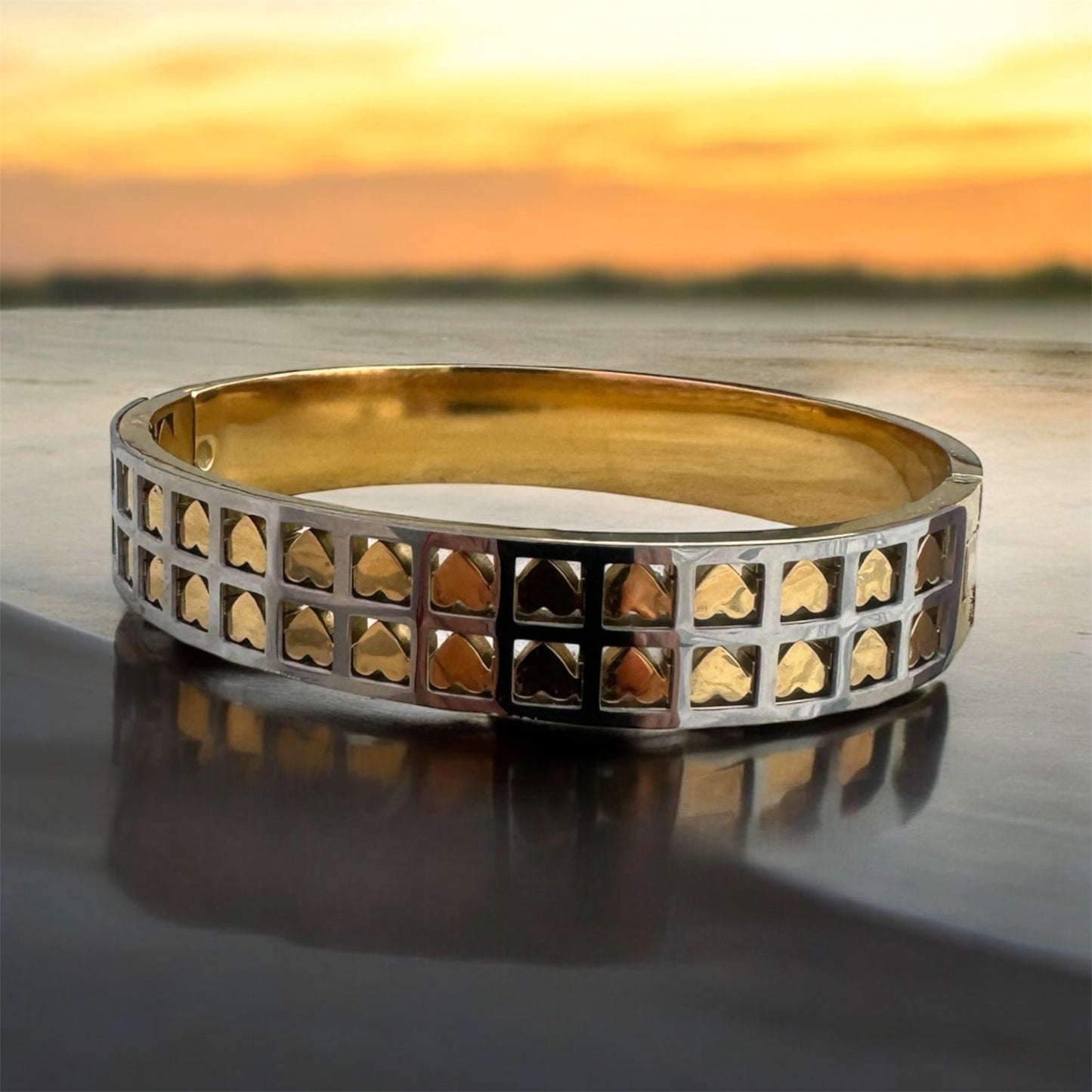 Stainless Steel Bracelet with Little Hearts