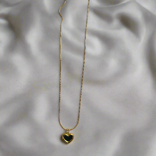 Dainty Black Heart Chain