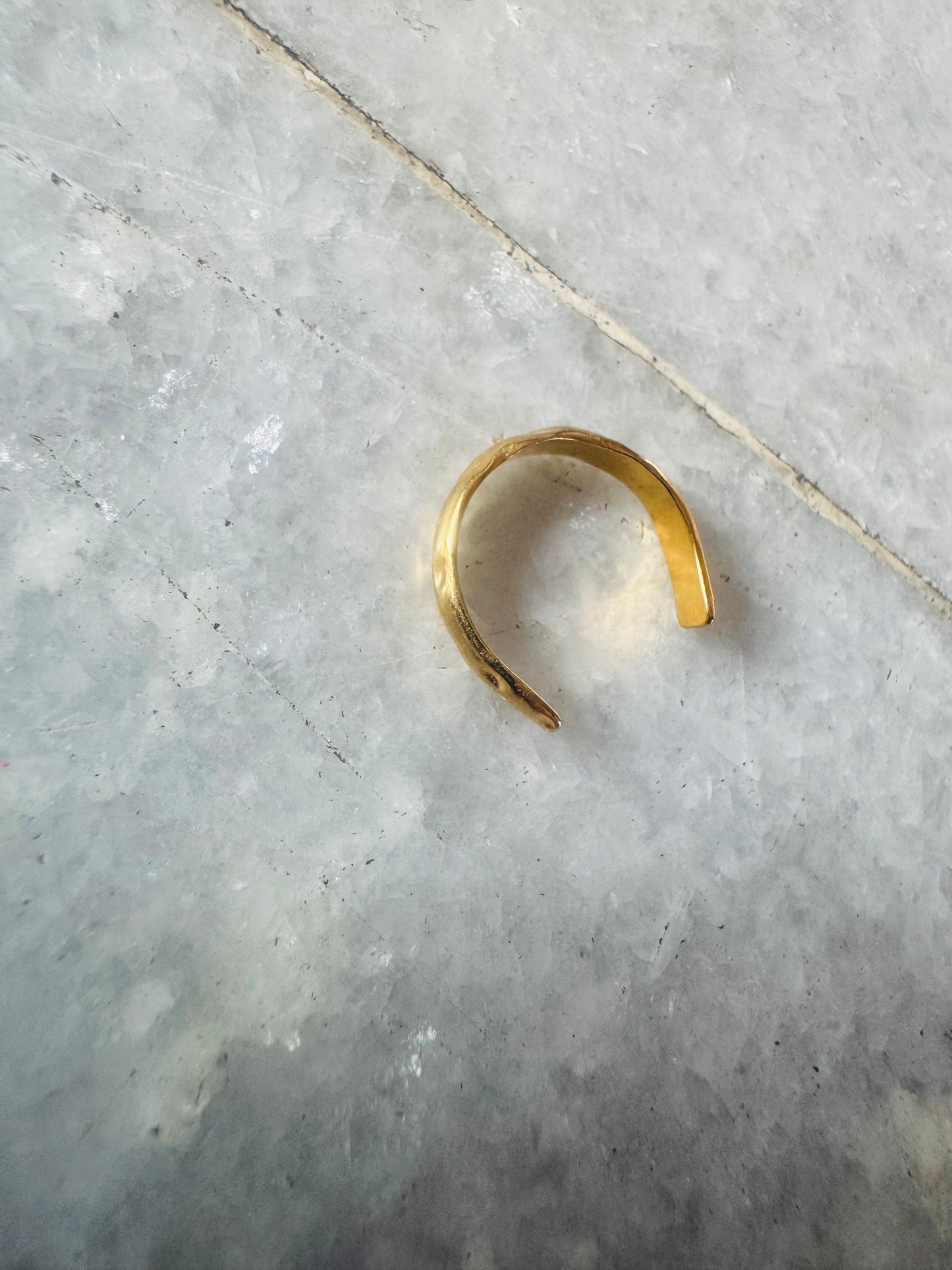 Sleek Ring
