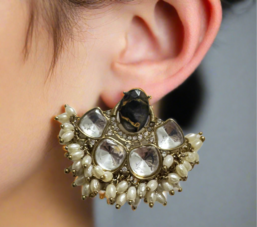 Black Savari Studs