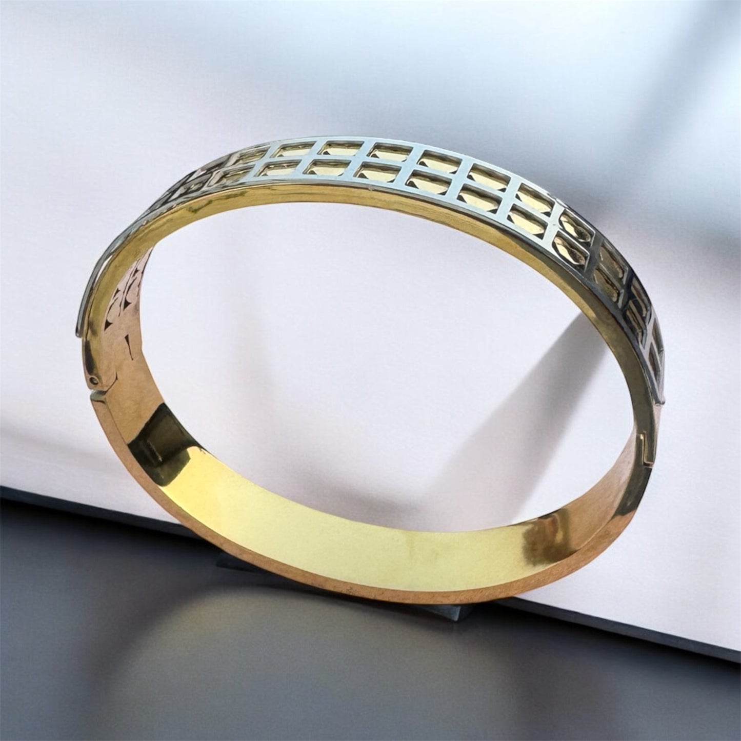 Stainless Steel Bracelet with Little Hearts