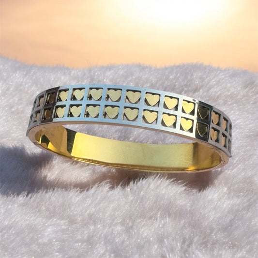 Stainless Steel Bracelet with Little Hearts