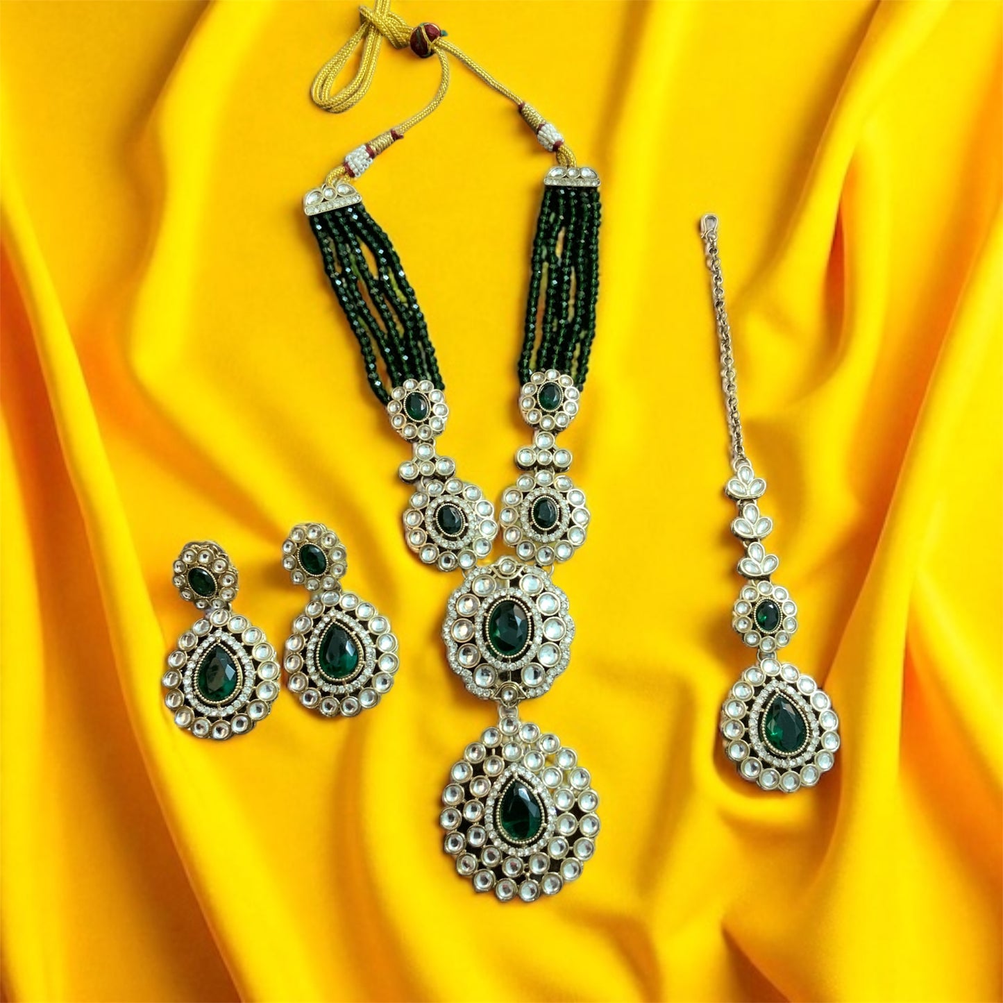 Long Emerald Green Jewellery Set
