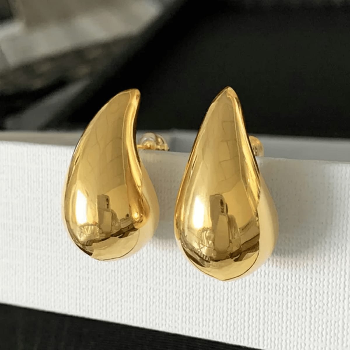 Golden Teadrop Earrings
