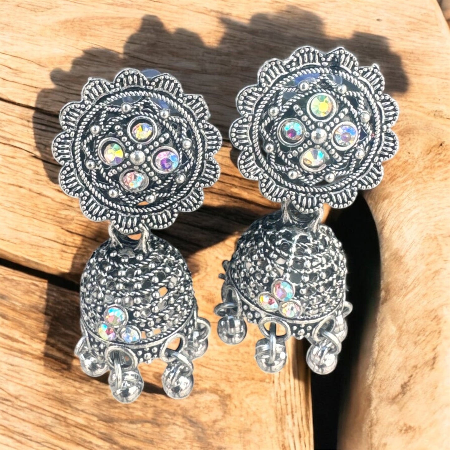 CLOVER JHUMKA