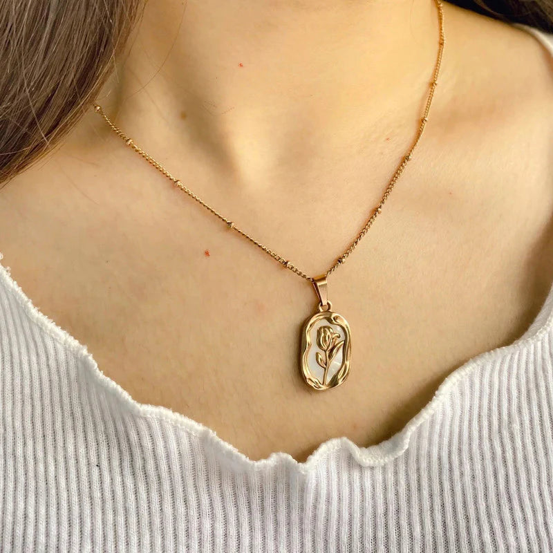 Rose Necklace