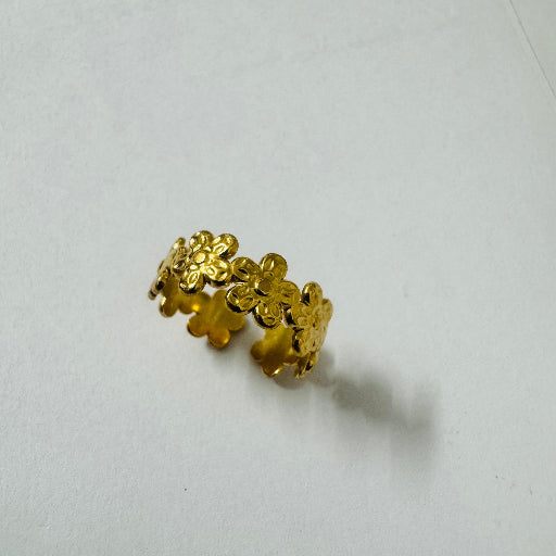 Statement Ring