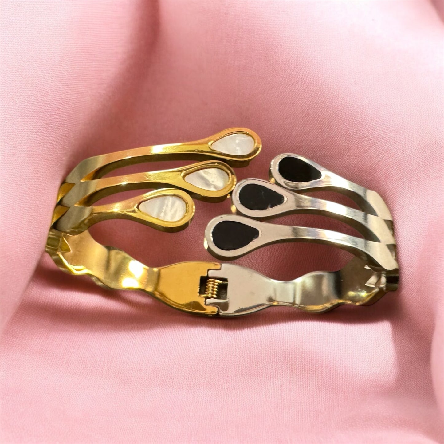 2 Colour in 1 Bracelet