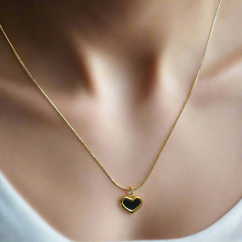 Dainty Black Heart Chain
