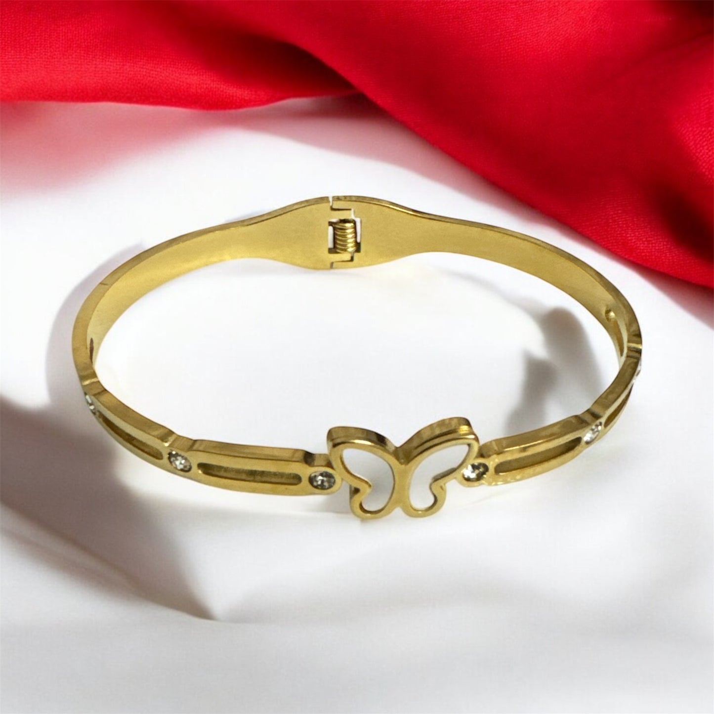 Dainty Butterfly Bracelet