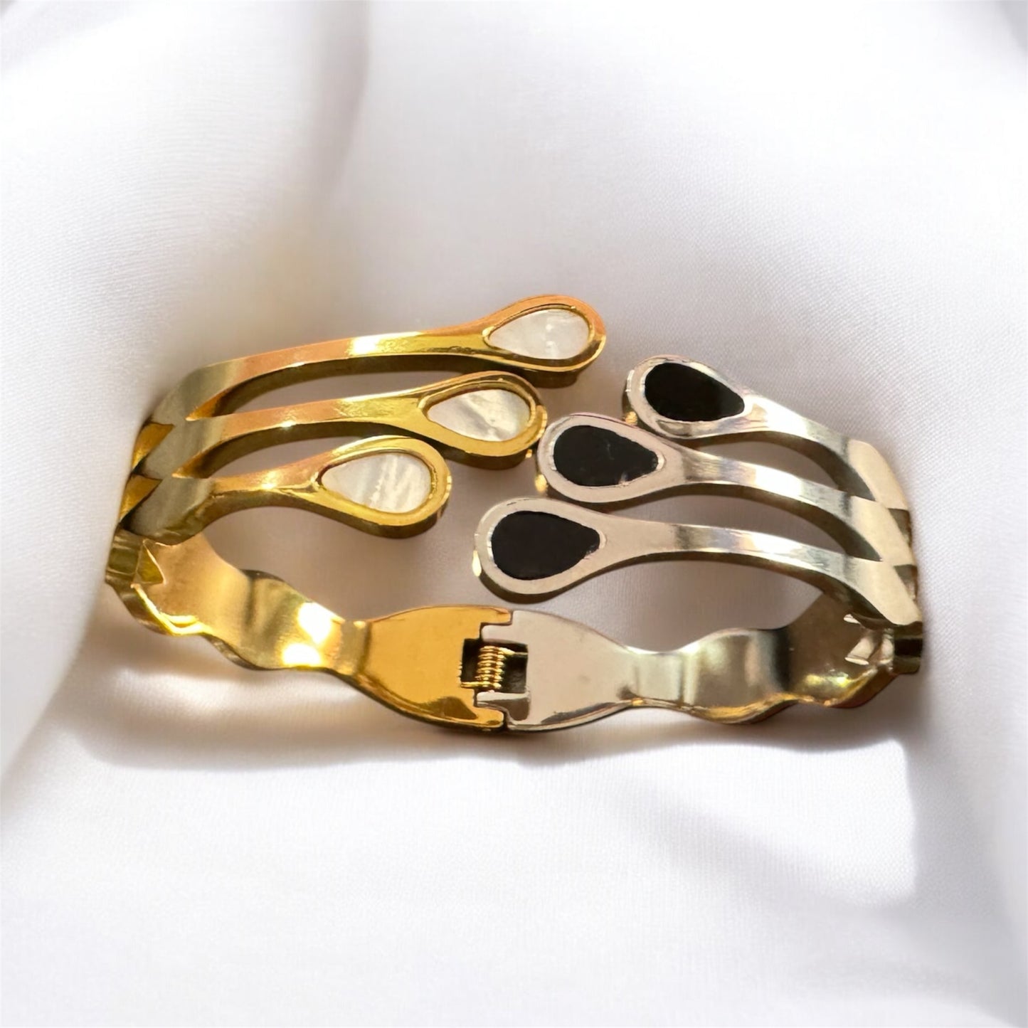 2 Colour in 1 Bracelet