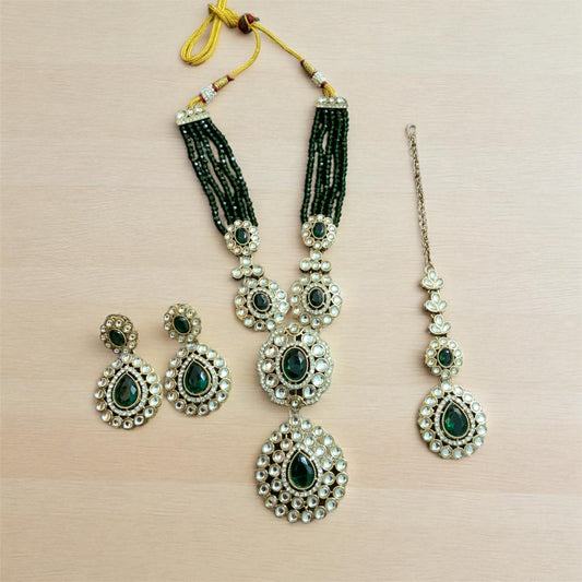Long Emerald Green Jewellery Set