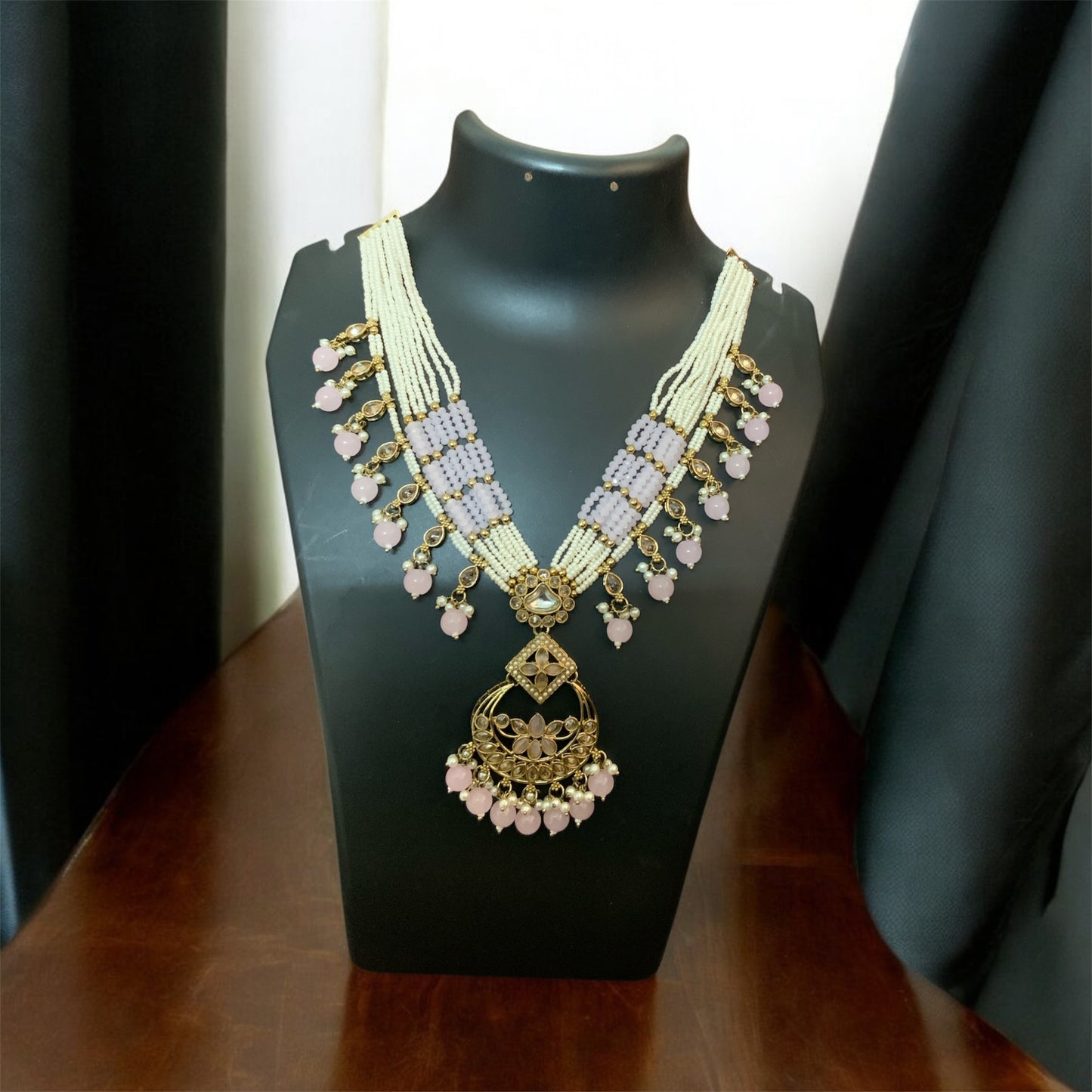 Lavender Kundan Jewellery Set