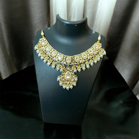 Ivory Kundan Jewellery Set