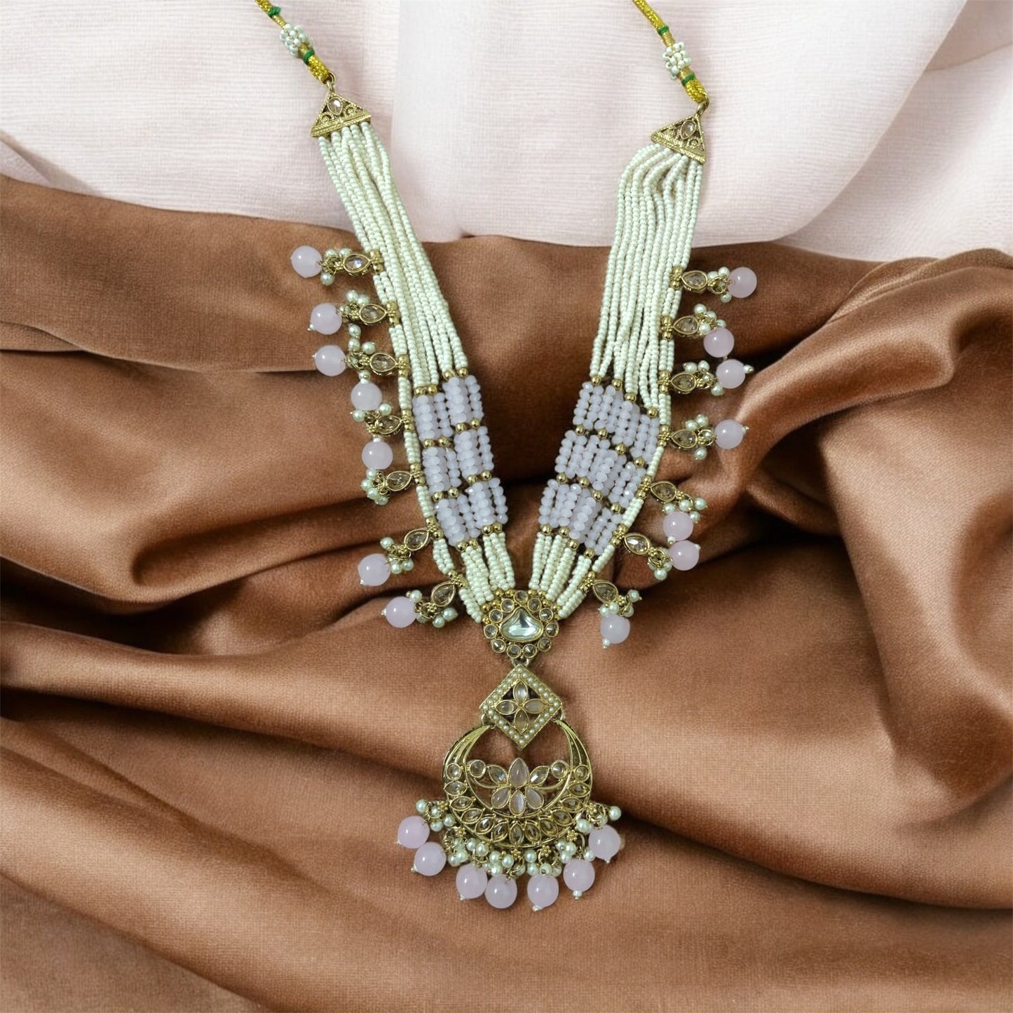 Lavender Kundan Jewellery Set