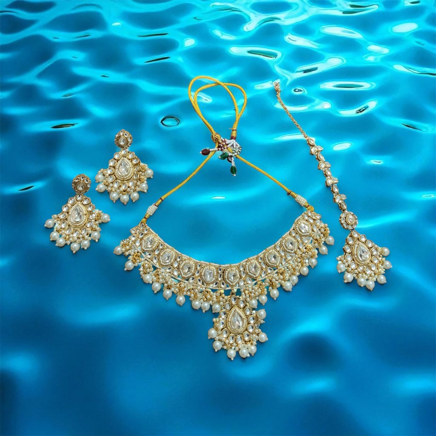 Ivory Kundan Jewellery Set