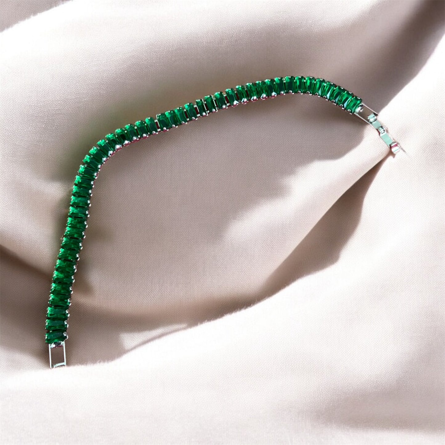 Emerald Green Loose Bracelet