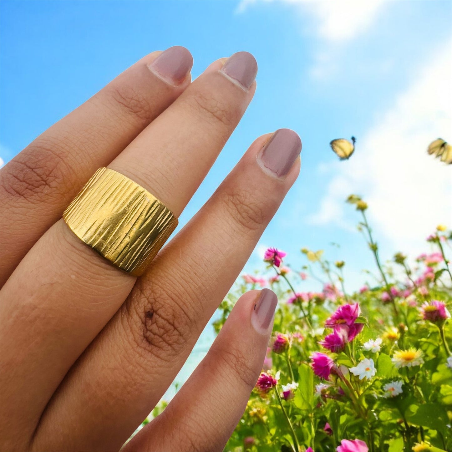 Solid Statement Ring