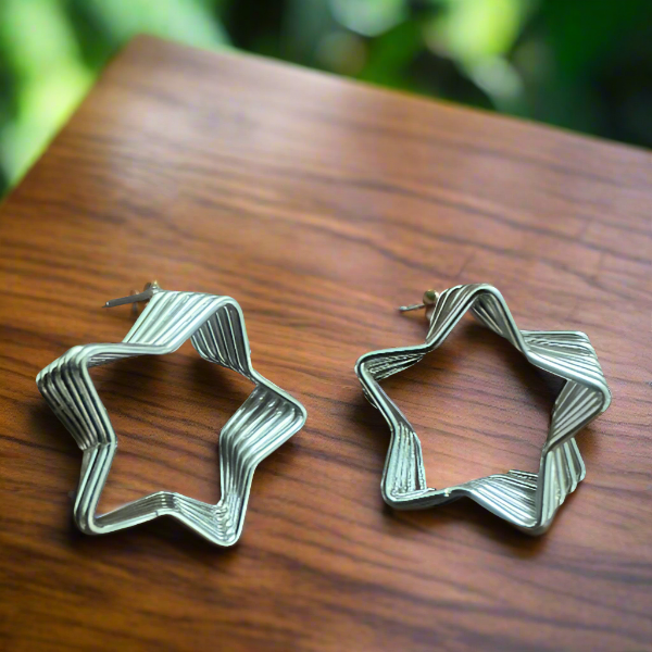 Sliver Star Light Earrings