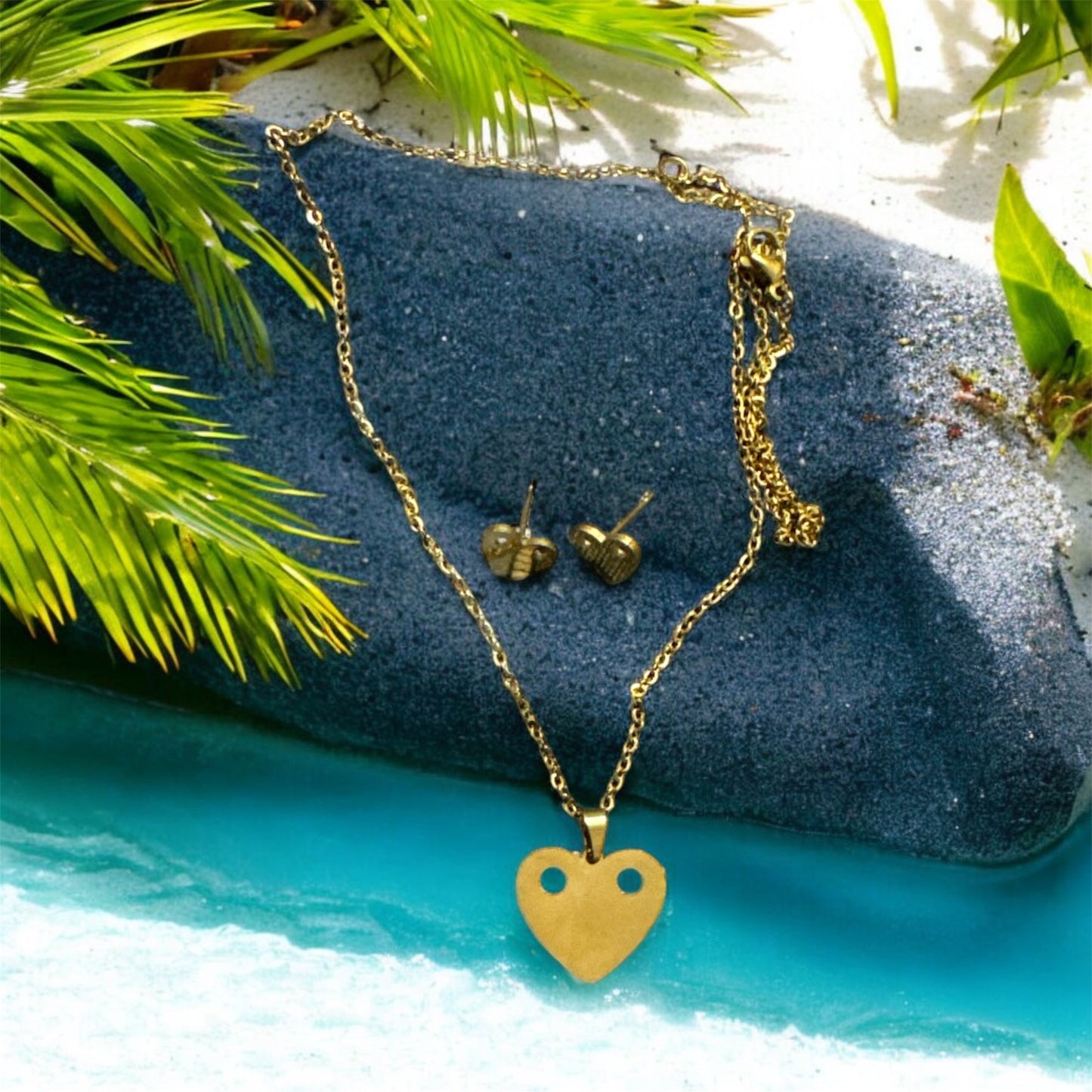 Necklace with earrings