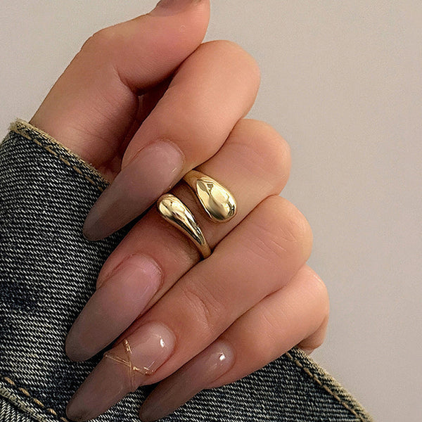 Hug Me Ring