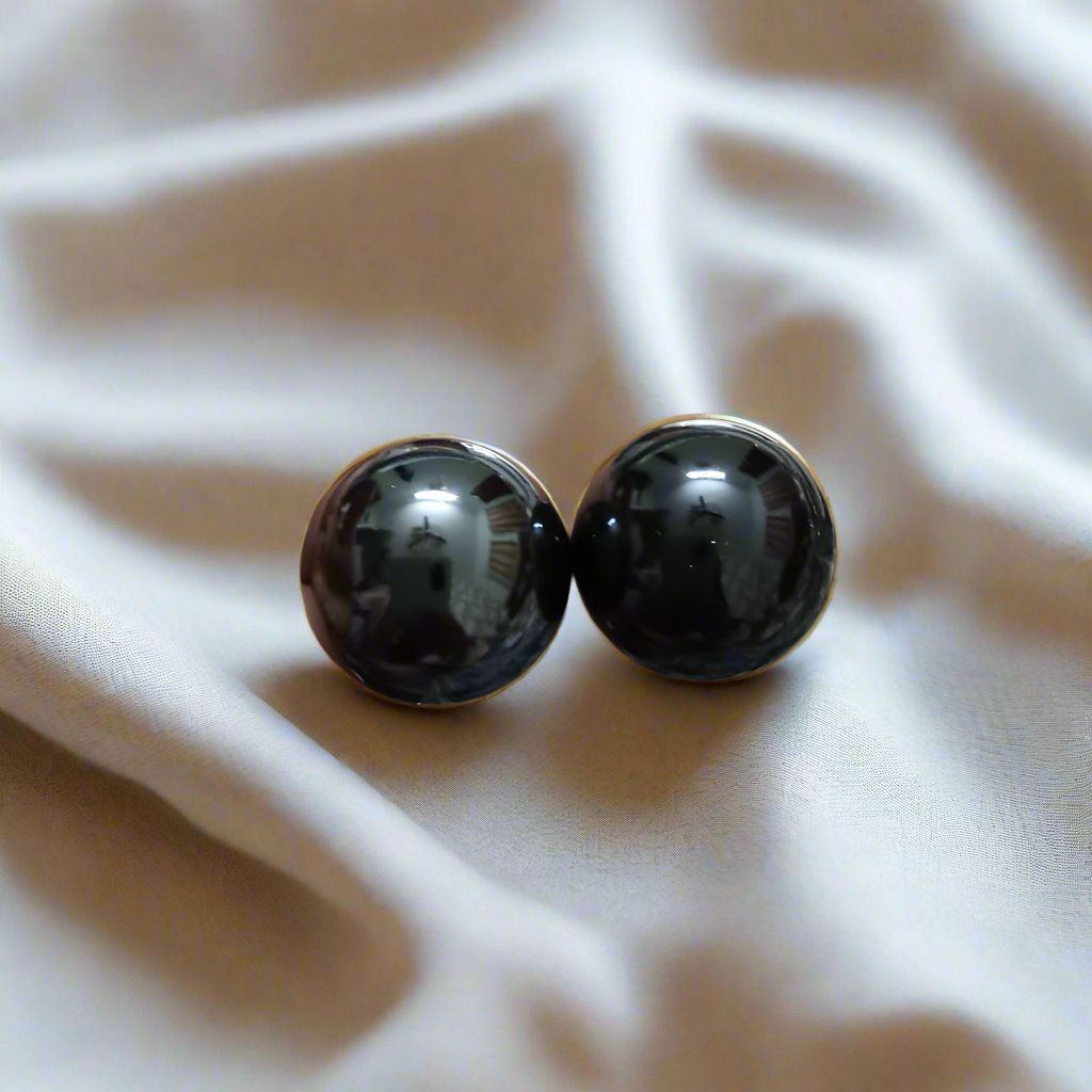 Black Pearl Studs