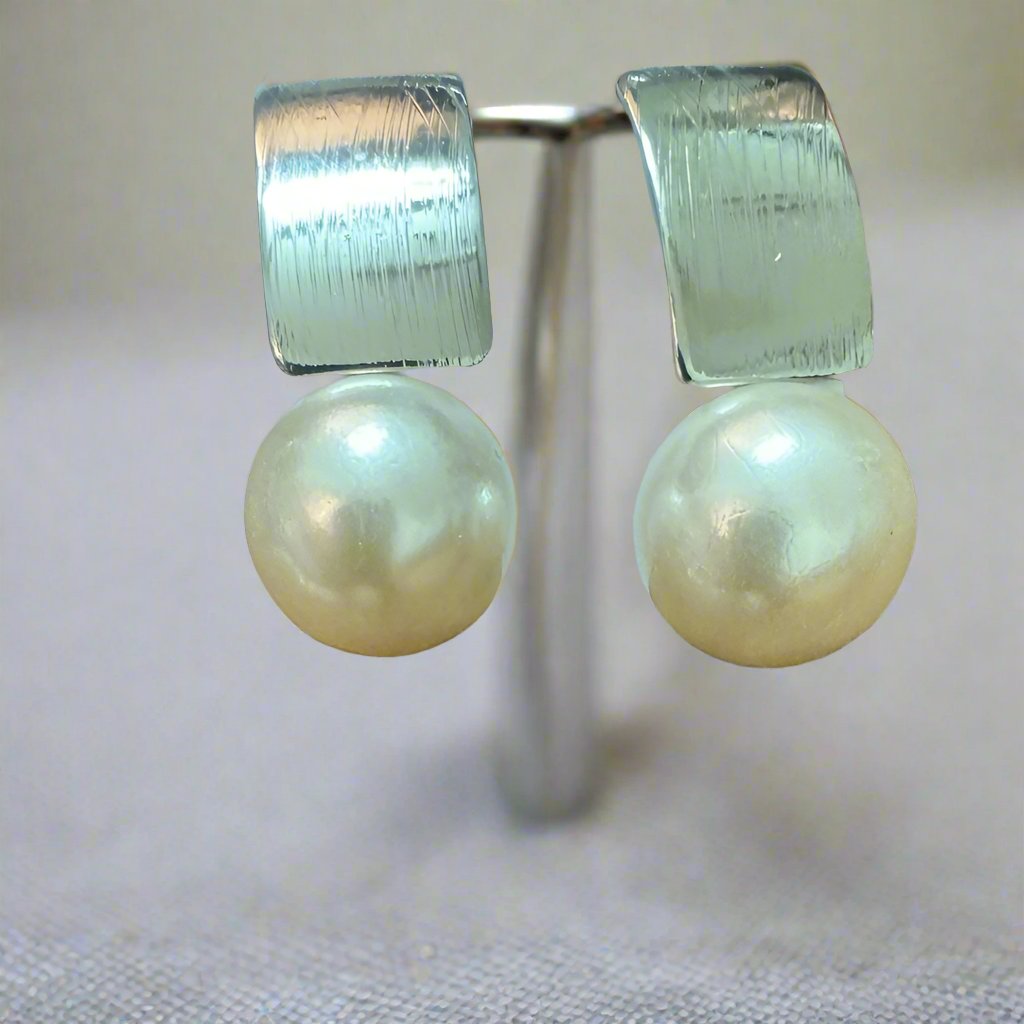 Pearl Drop Earrings