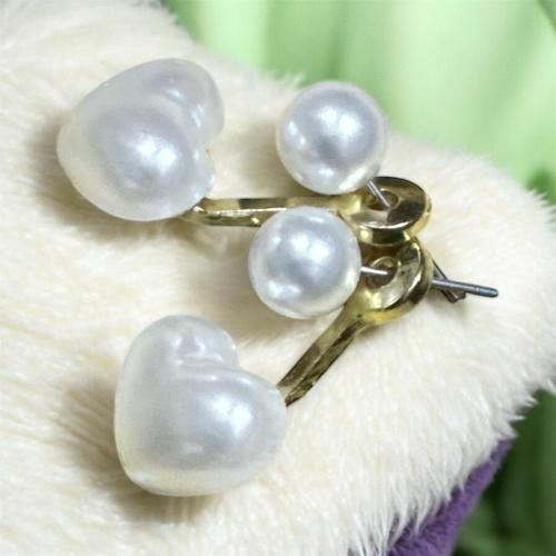 Small Love Pearl Earrings