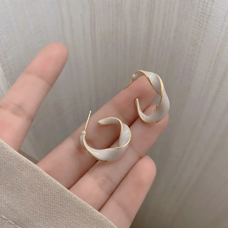 White Curved Casual Earrings