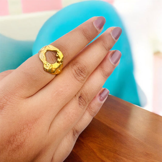 Statement Ring