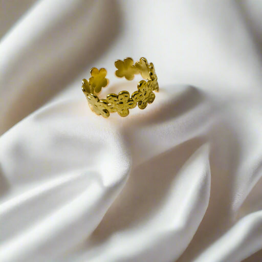 Statement Ring