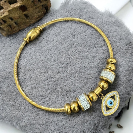 Charm Embedded Bracelets