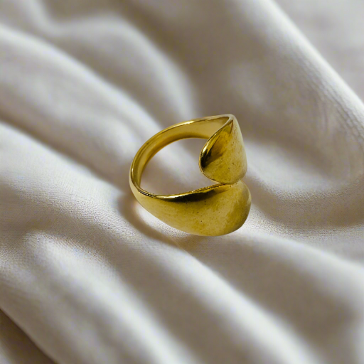 Statement Ring
