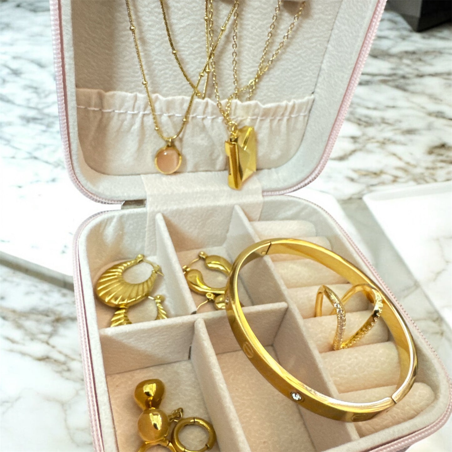 Luxe Gift Hamper(Anti-Tarnish)+ Free Jewellery Organiser