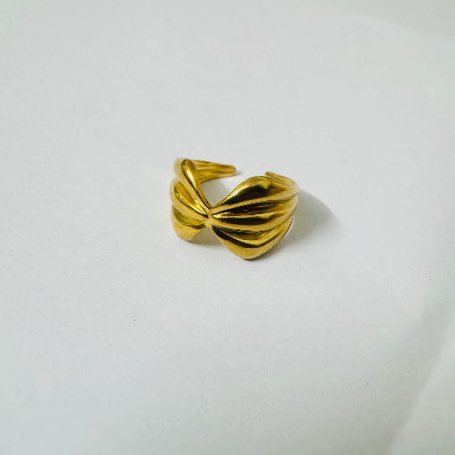 Statement Ring