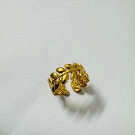 Statement Ring