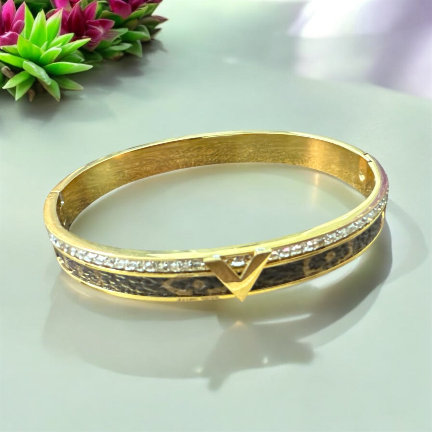 Brand Inspired Bracelet