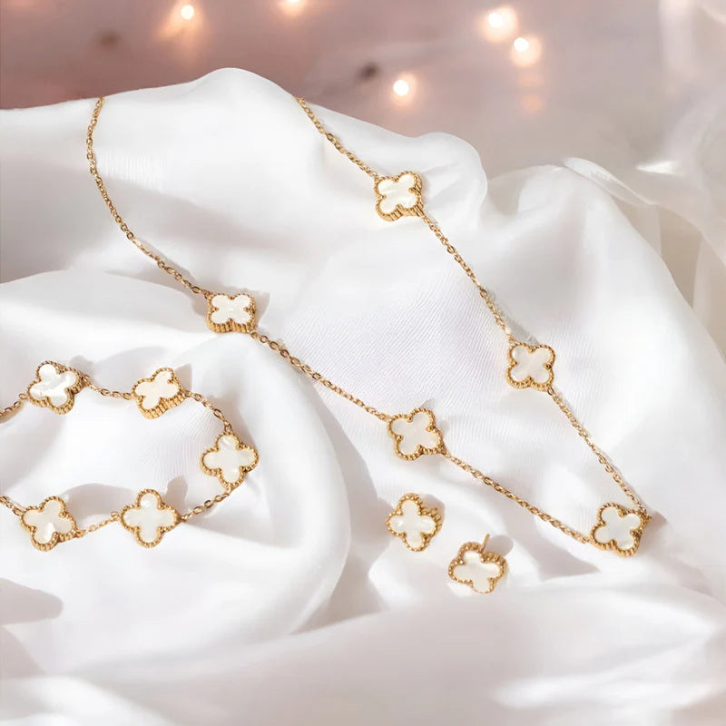 4 Piece White Clover Jewellery AntiTarnish Gift Set