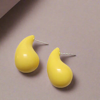 Yellow tea drop earrings