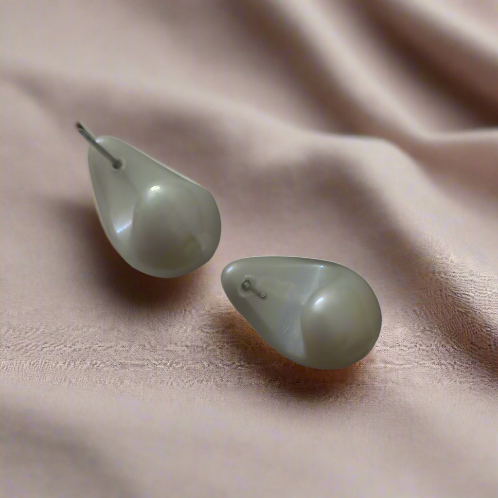 White Small Teadrop Earrings