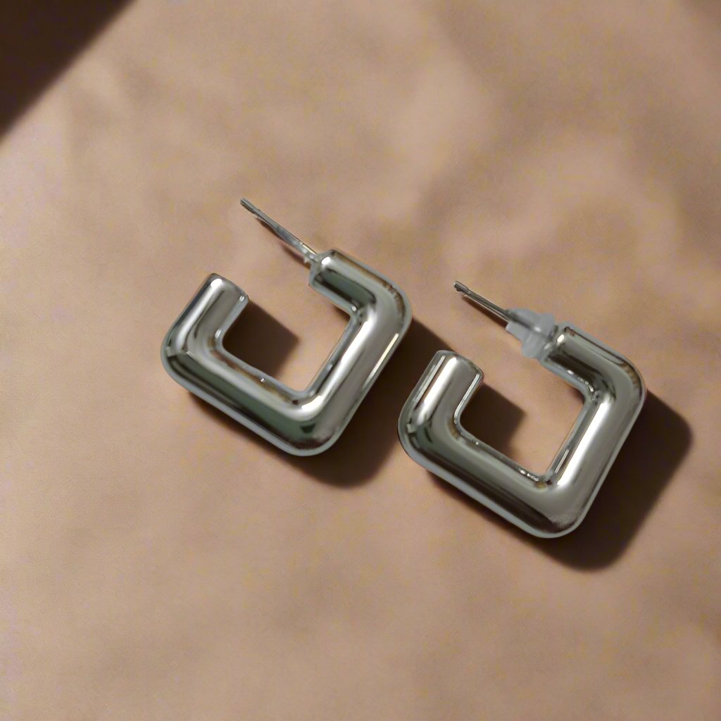 Sliver Square Hoop Earrings